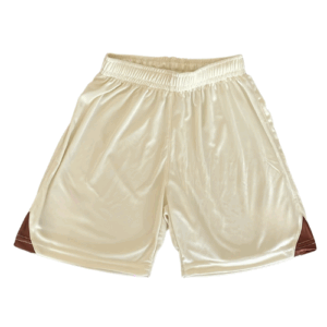 Short deportivo blanco con detalles marrones